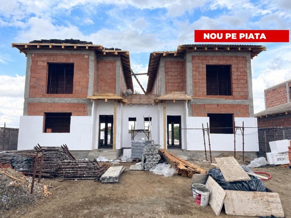 Duplex separat prin camera tehnica, toate utilitatile in Mosnita Noua- Urseni – fotografia 2 din 6