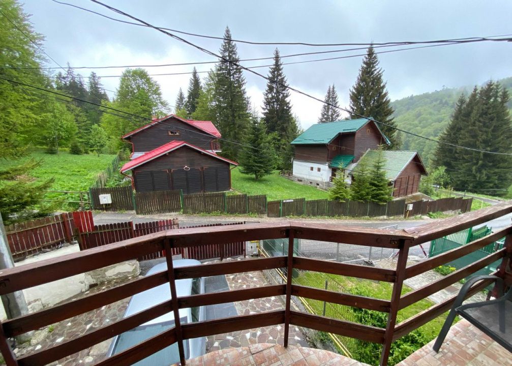 Vilă turistică  de vânzare în Predeal – zonă Mănăstirii – fotografia 1 din 5