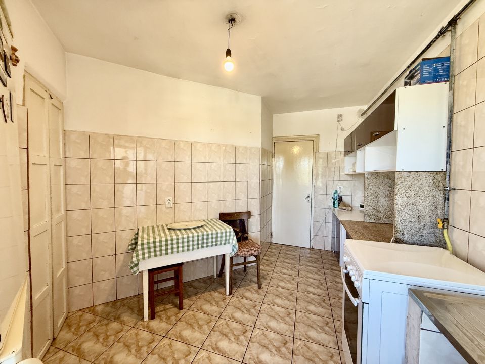 Apartament cu 3 camere decomandat Icil - Casa de Cultura – fotografia 3 din 11