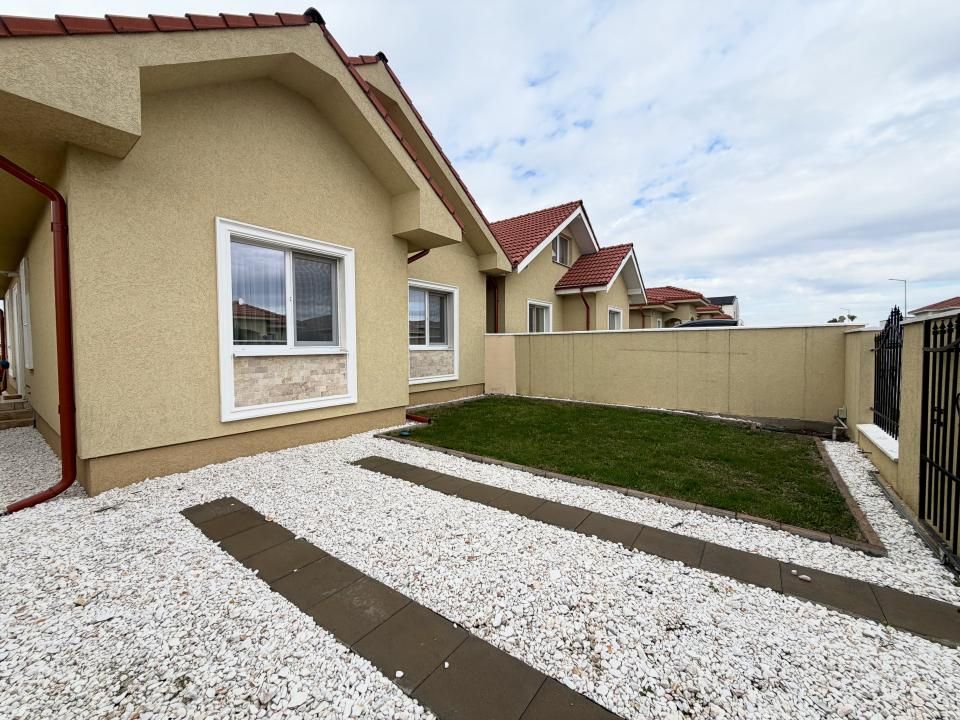Duplex modern, 135 mp utili, 330 mp teren - Dumbravita – fotografia 1 din 13
