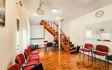 Spațiu 2 niveluri de închiriat, 80mp, vilă, zona Decebal, Piața Alba Iulia