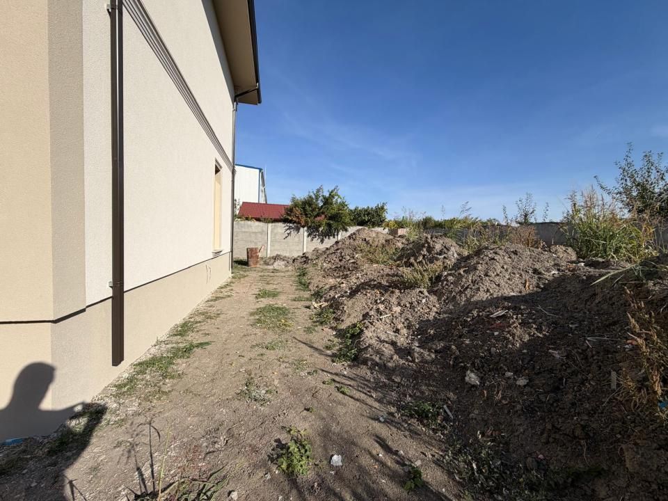 COMISION 0 | Duplex in Sacalaz | Toate utilitatile | Asfalt | Zona excelenta | – fotografia 15 din 16