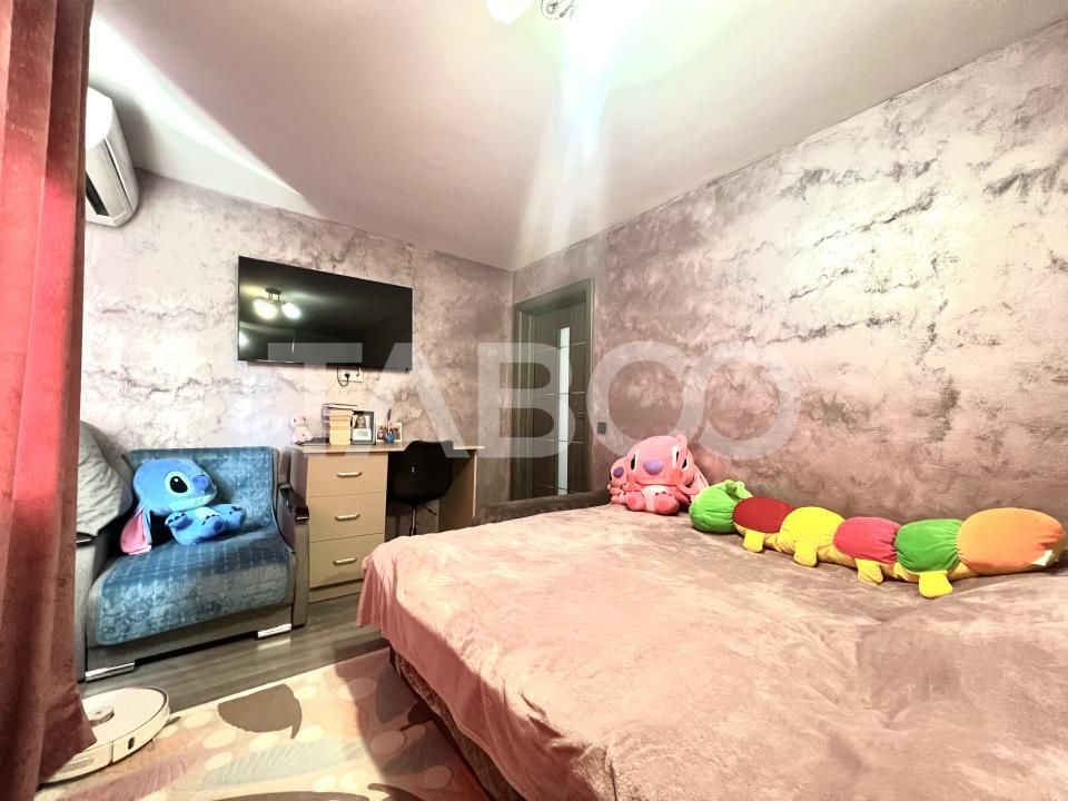 Apartament 3 camere in Gheorgheni la cheie zona Synevo boxa 16 mp – fotografia 8 din 12