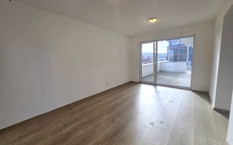 Apartament de închiriat, ideal pentru birou / spațiu comercial | Eroilor