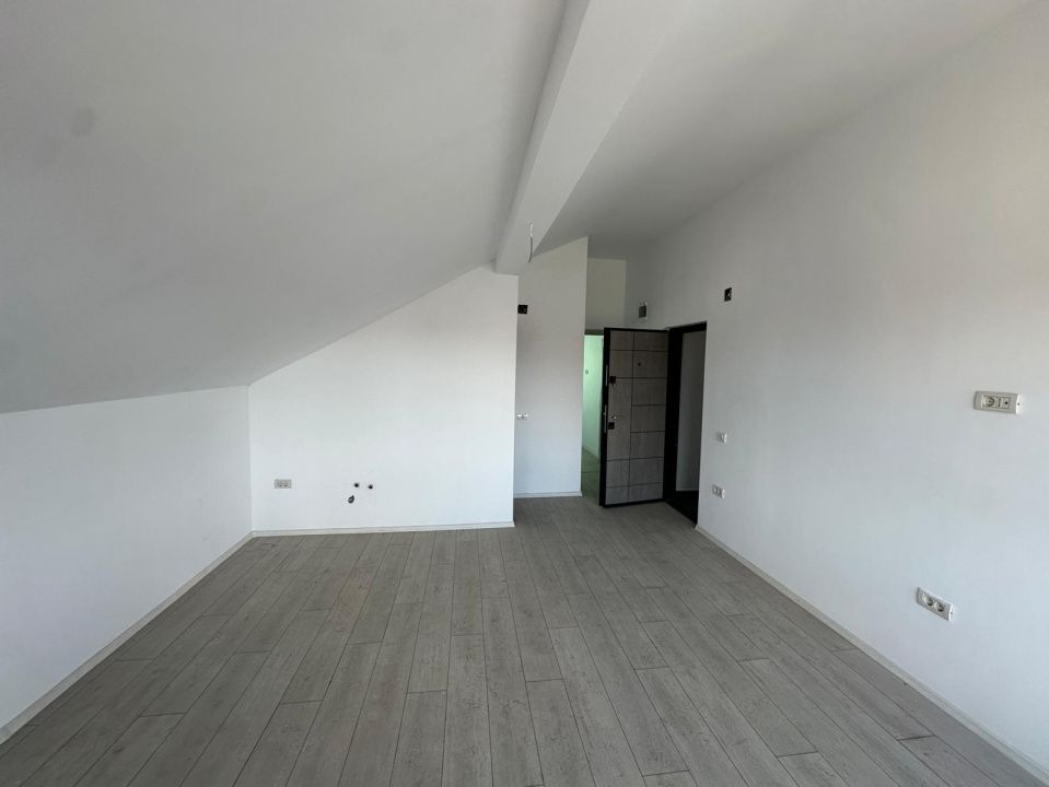 Apartament de vânzare în Techirghiol | 2 Camere | Decomandat – fotografia 1 din 7
