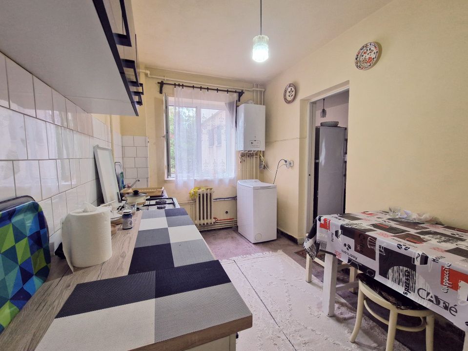 Apartament spatios, etaj intermediar, zona Academiei de muzica – fotografia 11 din 24