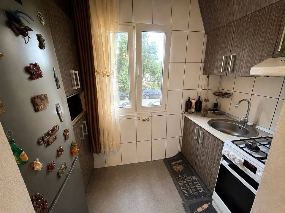 APARTAMENT 2 CAMERE I DECOMANDAT I ETAJ 1 I CETATE I MOBILAT I 52 MP I – fotografia 2 din 6