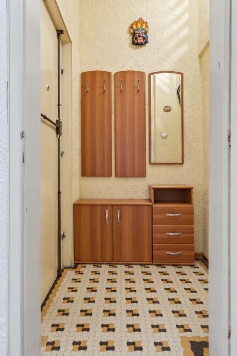 Apartament cu 4 camere | Imobil interbelic | Calea Victoriei – fotografia 15 din 16