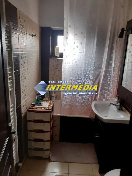 Apartament 3 camere I decomandat I Cetate I balcon I pivnita I zona Mercur I – fotografia 5 din 6