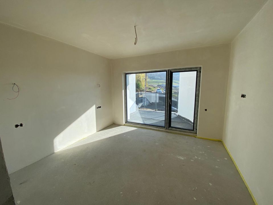 Casa individuala de vanzare 140mp teren 500 mp zona Floresti – fotografia 11 din 13