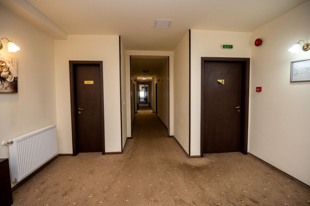 Hotel Miky Arad de vanzare | Investitie cu utilizari multiple | 42 camere cazare – fotografia 6 din 66