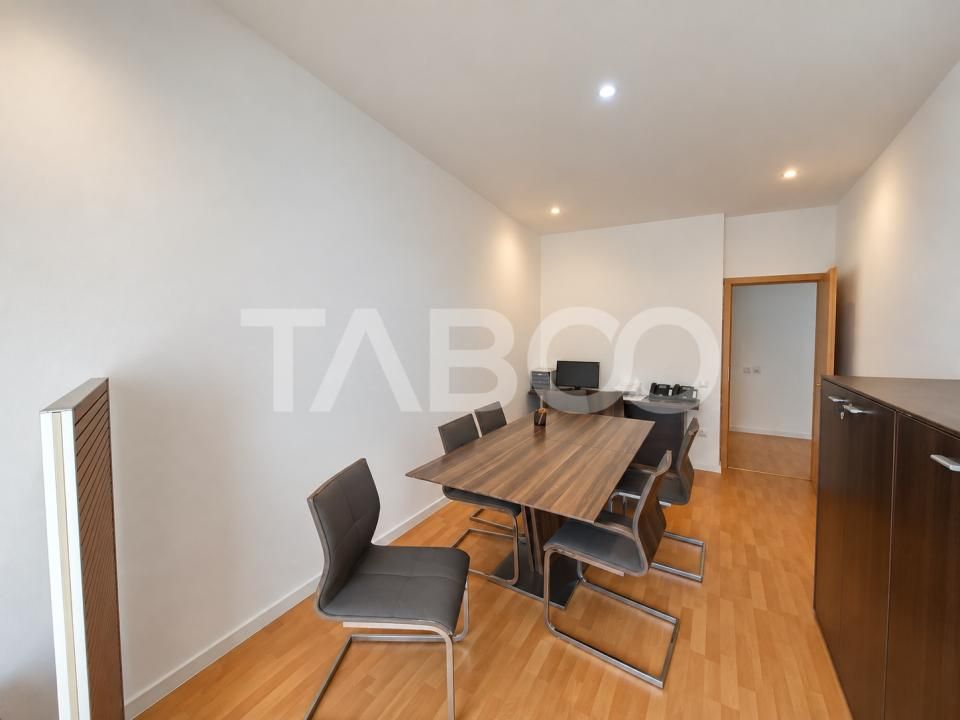 Spatiu birouri de inchiriat renovat modern 50 mp in Sibiu zona Strand – fotografia 7 din 11