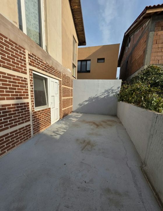 Apartament 3 camere în vilă, cu terasă proprie și loc de parcare – Kamsas – fotografia 13 din 15