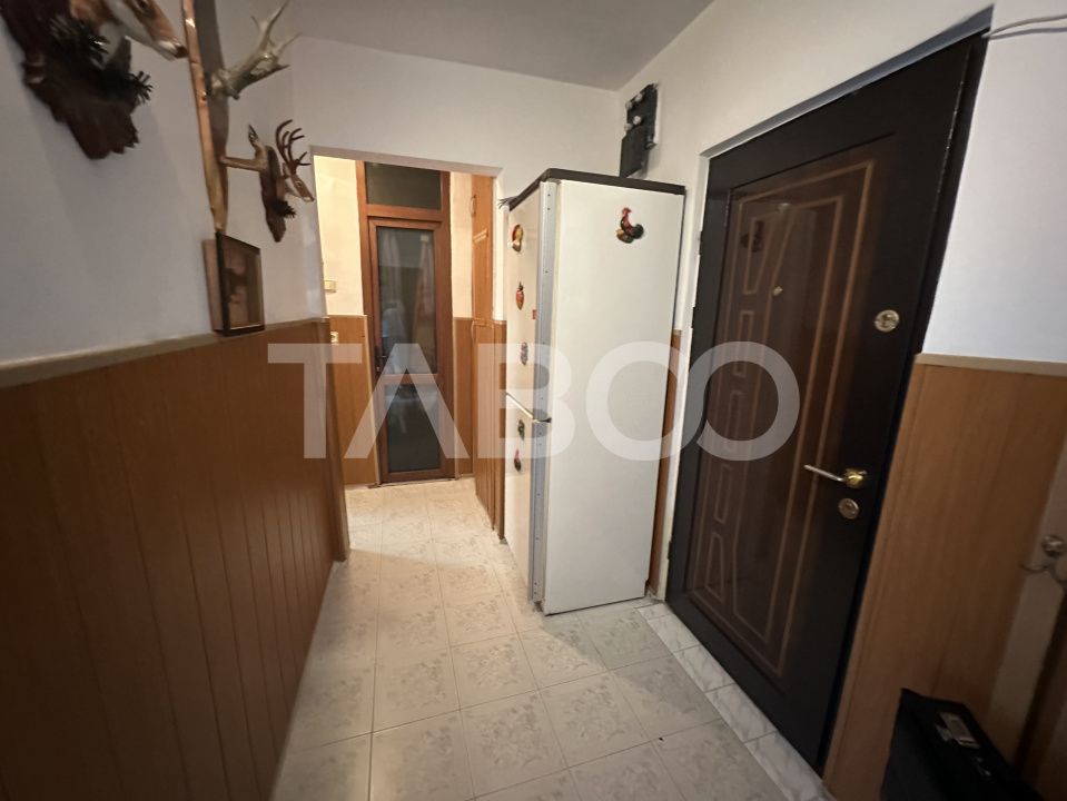 Apartament 2 camere etaj 3 complet mobilat si utilat Zona Plopului – fotografia 11 din 12