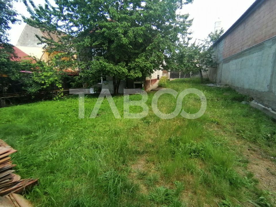 Comision 0% Casa tip duplex de vanzare 6 camere cu teren Saliste Sibiu – fotografia 2 din 16