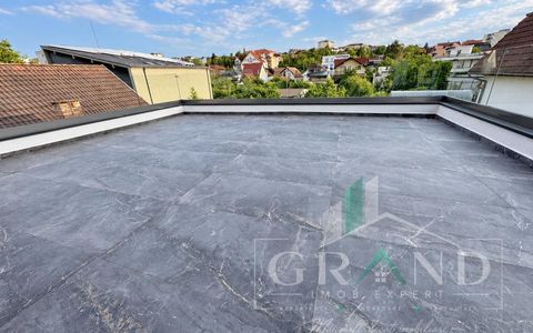 Apartament exclusivist în Andrei Mureșanu | 75 mp + 48 mp terase