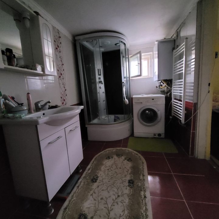 Casa la tara, Apoldul de Sus, 4 camere dormitoare, anexe, pivnita, teren 1200 mp – fotografia 34 din 43