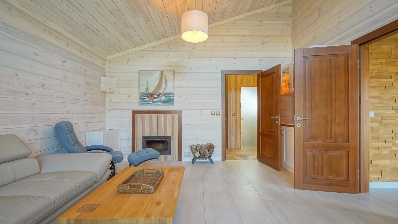 De vânzare casă din Pin Nordic Lamelar Stratificat în Sânpetru – fotografia 15 din 38