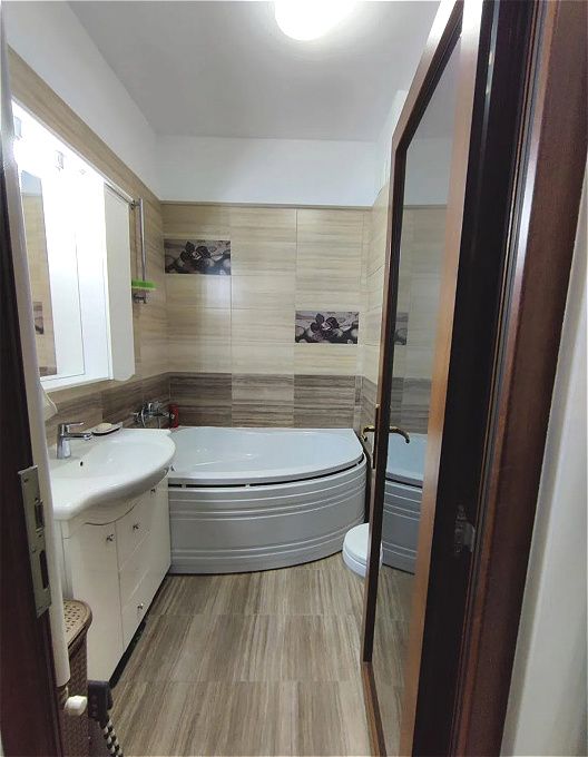 Comision 0 - Apartament Spatios 2 Camere cu Balcon si Loc de Parcare Subteran – fotografia 8 din 9