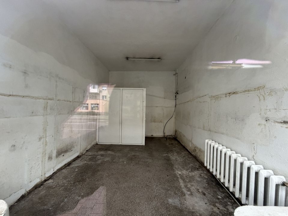 Spatiu Comercialla Bulevard 20 mp inchiriere Alba Iulia Sub Stadion – fotografia 2 din 3