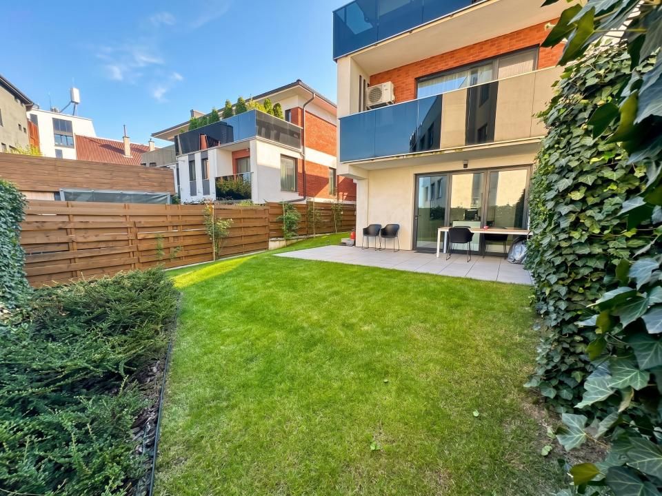 Duplex cu vedere panoramică – Andrei Mureșanu, aproape de centrul orasului – fotografia 1 din 10
