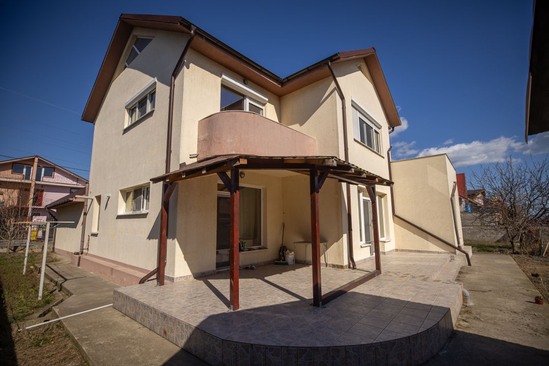 Casă P+1 de vânzare în Năvodari – 250 mp utili, teren 558 mp │Comision 0% – fotografia 12 din 45