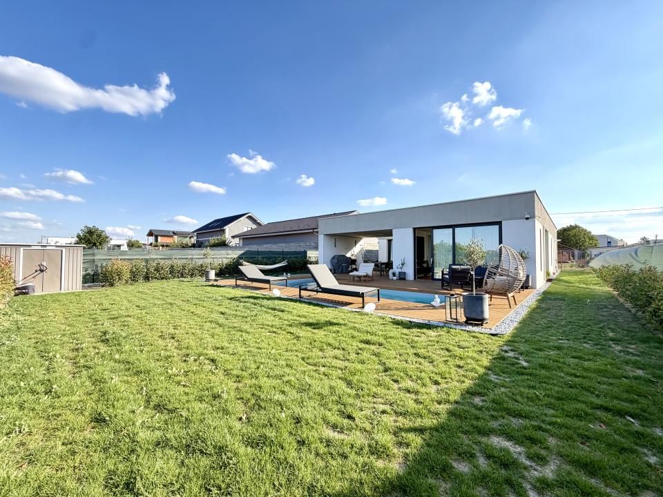 Casa individuala, 140 mp, piscina, 651 mp teren - Dumbravita – fotografia 3 din 13