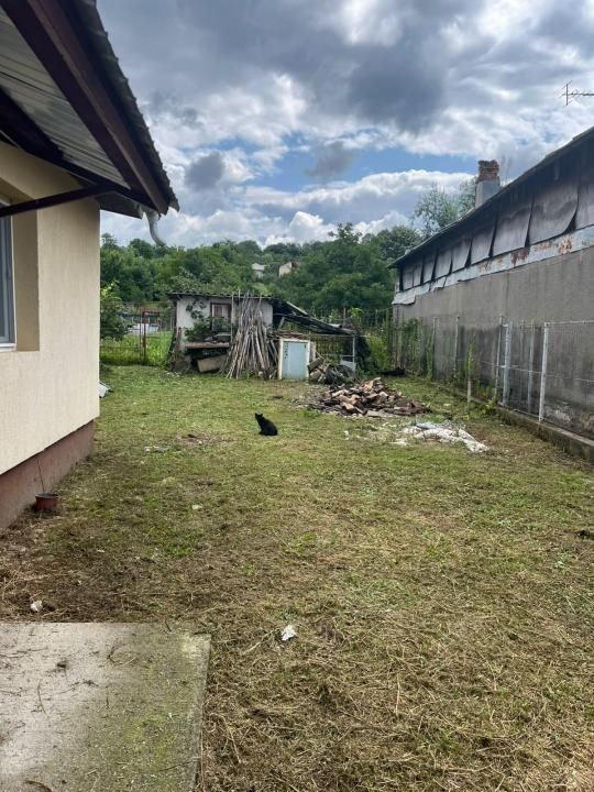 Casă cu 3 camere și teren 1.140 mp toate utilitățile, anexe și acces stradal – fotografia 20 din 20
