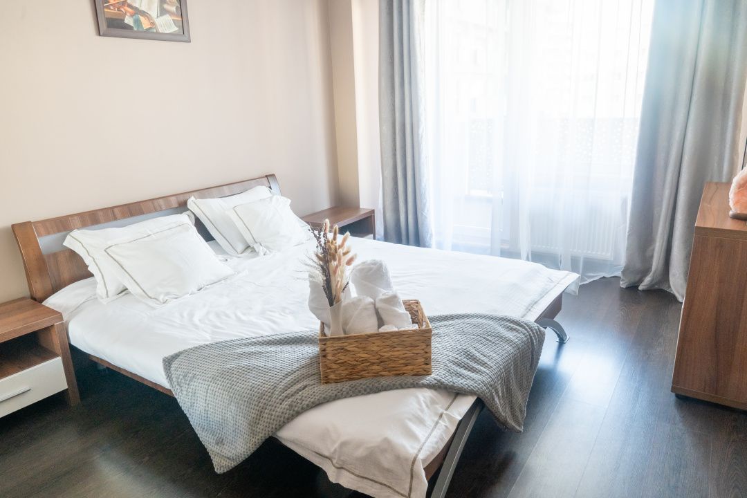 Apartament 2 camere cu terasa, parcare subterana si paza permanenta – fotografia 2 din 20