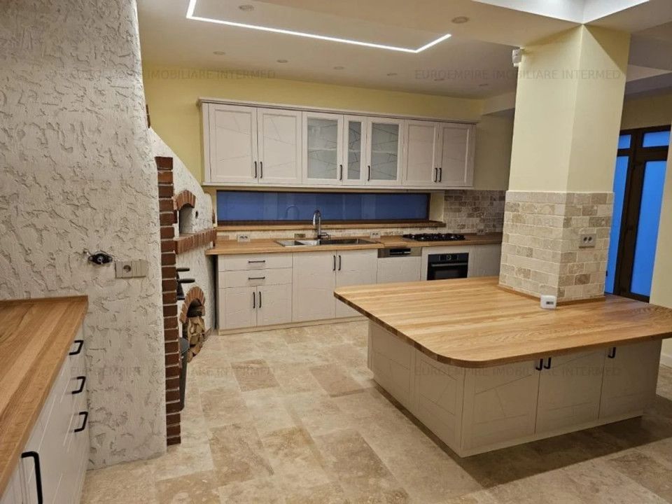 Vila de vanzare in Constanta zona Faleza Nord – fotografia 6 din 15
