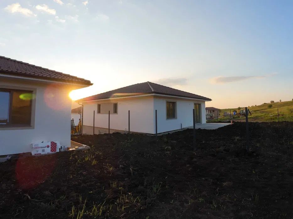 Case individuale nZEB, 142,94 mp utili, teren 514–535 mp | Chinteni – fotografia 1 din 7