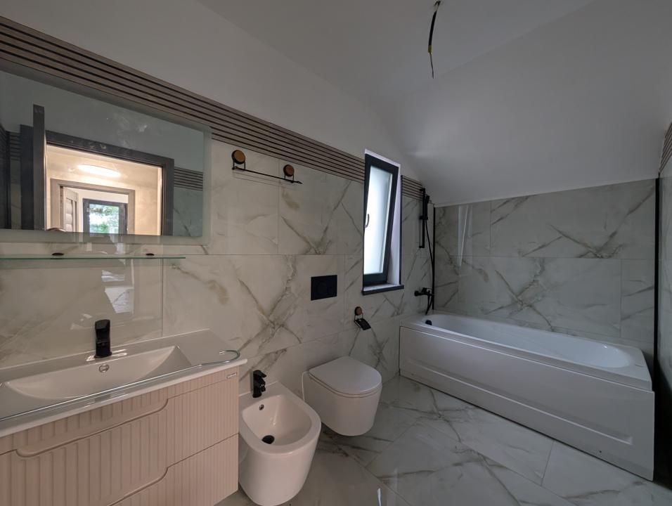 Vila toate utilitățile, încălzire pardoseală, Serbanesti – fotografia 8 din 17