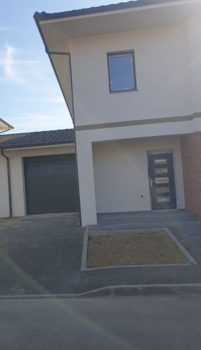 Casa cu 4 camere, 130 mp utili, 216 mp de teren , str. Crisan, loc. Floresti – fotografia 4 din 8