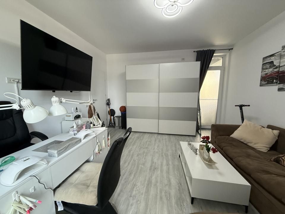 Apartament  cu 2 camere, decomandat cu gradina de 45 mp - Giroc – fotografia 3 din 11
