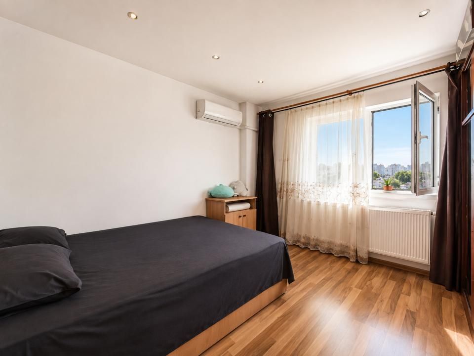 13 Septembrie | 3 Camere modificat în 2 | 72 MP | Bloc 1991, anvelopat | 2 băi – fotografia 3 din 9