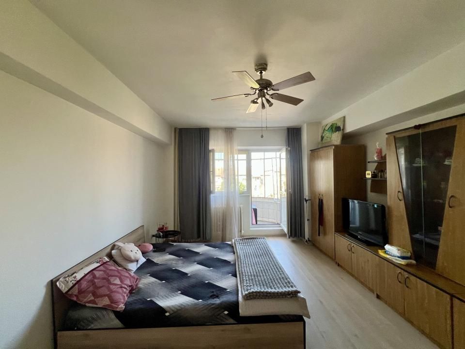 Apartament 1 camera, 38 mp utili, decomandat, etaj 4/8 - zona Soarelui – fotografia 1 din 8