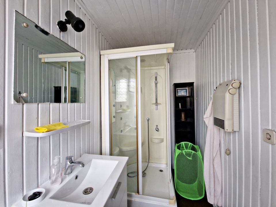 Casa veche renovata, parter+mansarda, curte proprie, Foisorul de Foc – fotografia 27 din 32