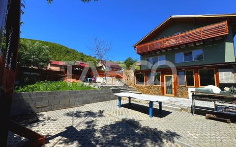 Oportunitate investitie - Pensiune renovata cu 8 camere langa Sibiu