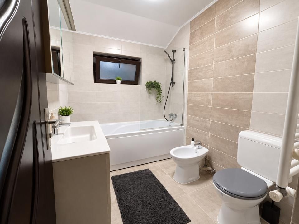 Casa 4 camere in Trivale - str. Campului | Dormitor la Parter - Mobilata si Util – fotografia 6 din 10