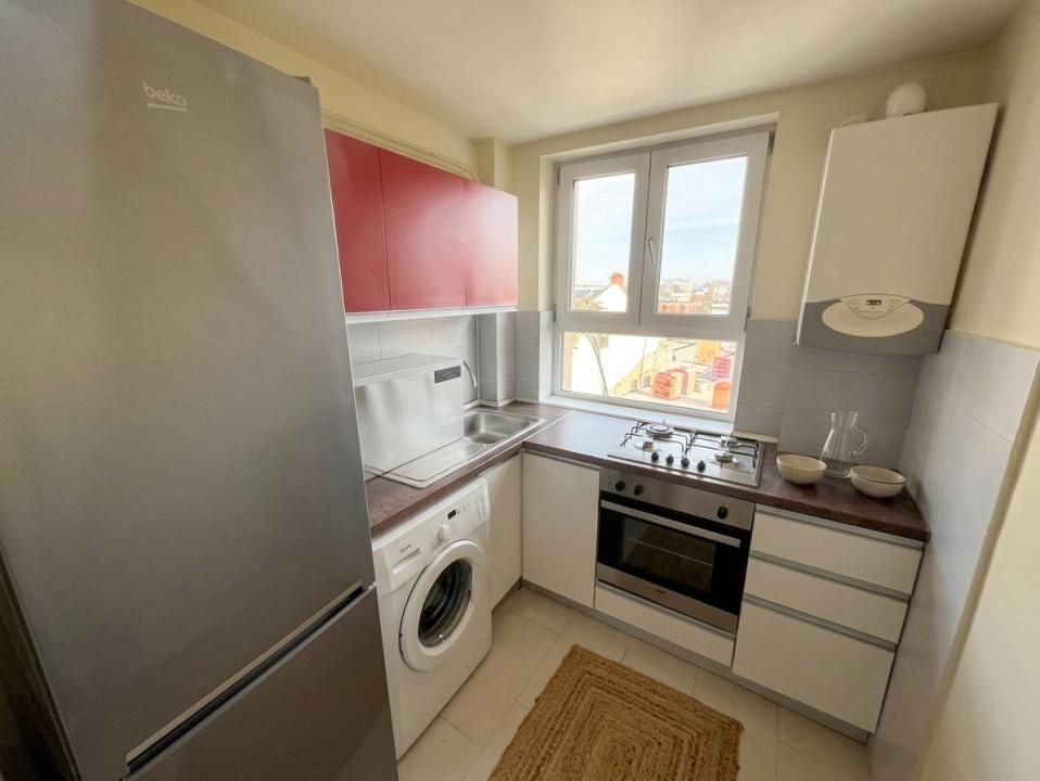 Apartament 3 camere | Ultracentral – Bd. I.C. Brătianu | Mobilat & Utilat – fotografia 3 din 9