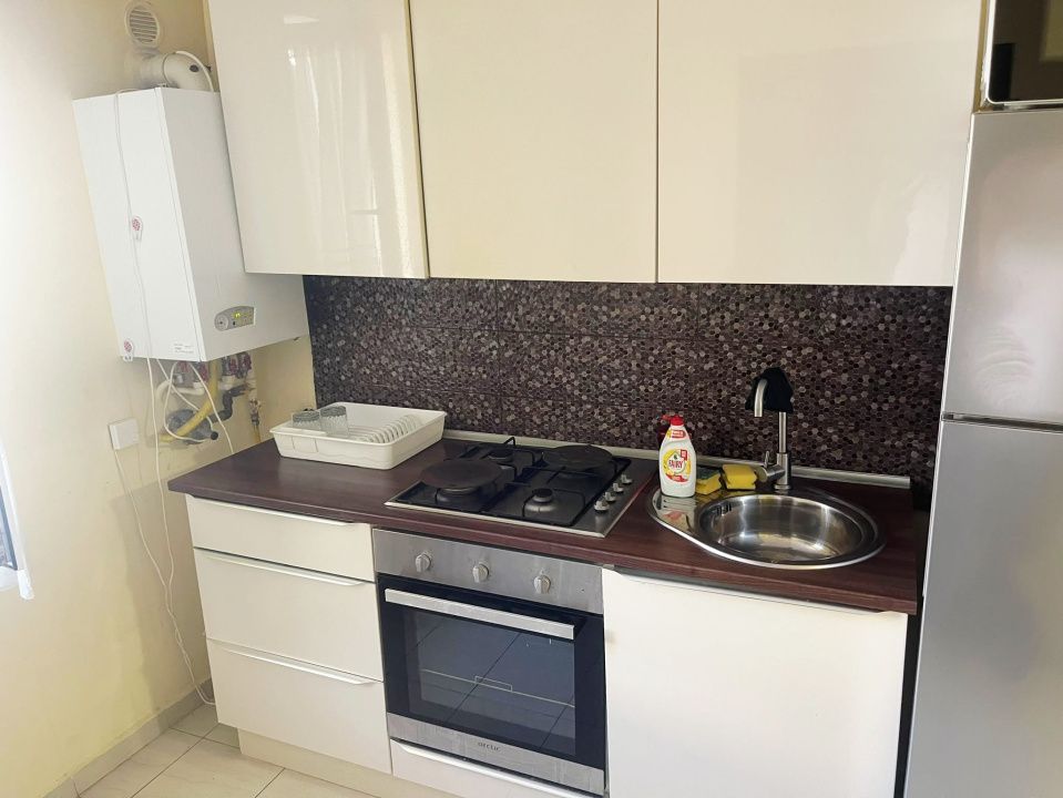 Apartament cu 3 camere in zona FSEGA – fotografia 5 din 8