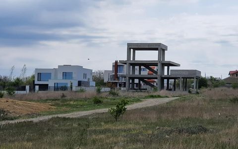 Teren de vanzare in Palazu Mare zona malul inalt