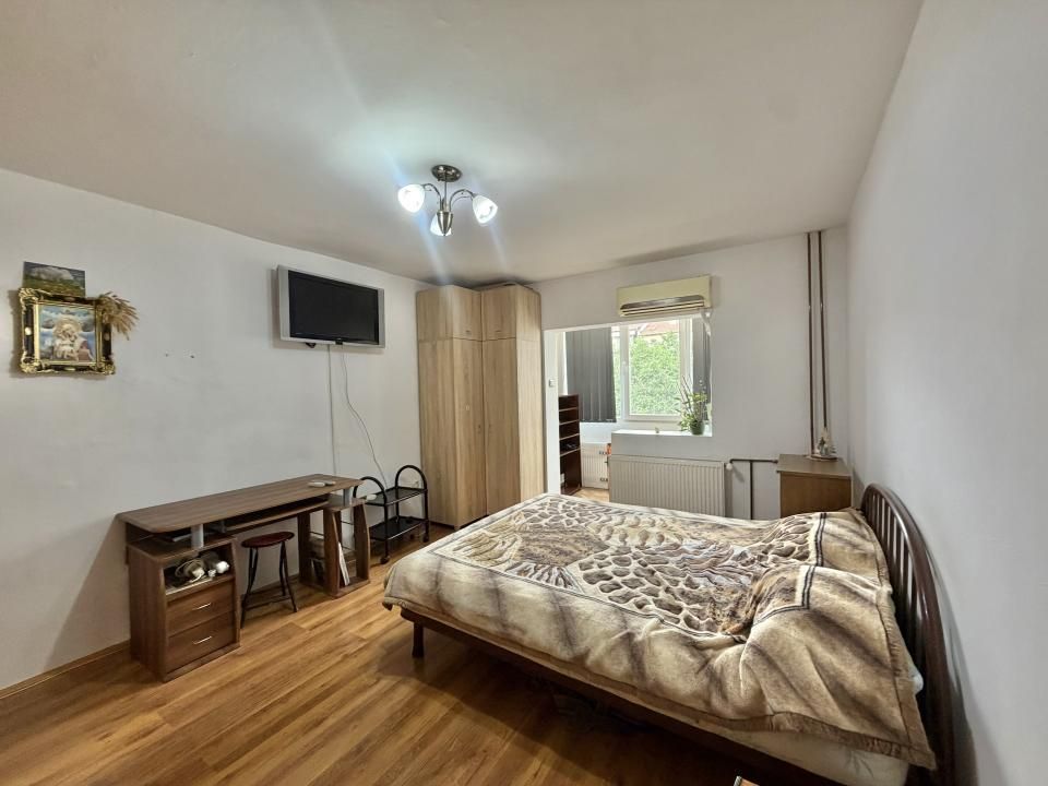 Apartament 1 camera, decomandat, etaj 3, zona Dambovita – fotografia 2 din 10