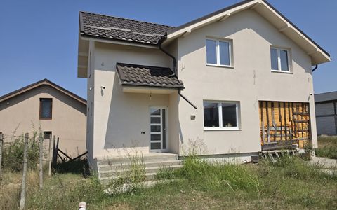 Oportunitate! Vila P+M inalta, garaj, Valu lui Traian!
