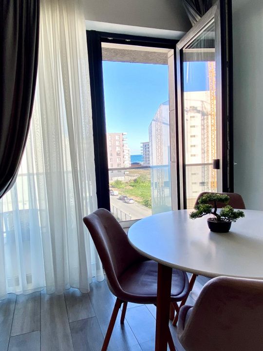 Locuința perfectă la mare 2 camere, design elegant balcon spațios – fotografia 7 din 21
