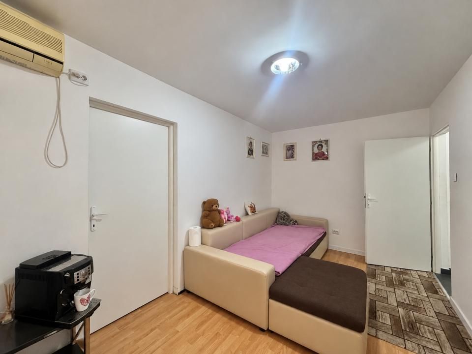 Apartament 2 camere, etaj 1, zona Piata-Doina – fotografia 1 din 8