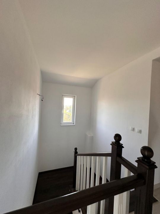 Casă P+1 cu 6 camere de vânzare în Mihail Kogălniceanu – teren 500 mp – fotografia 27 din 31