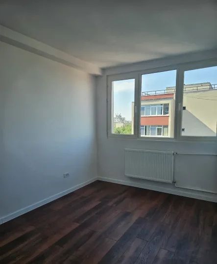 3 Camere de inchiriat | Giurgiului | Piata Progresul | Nemobilat | – fotografia 7 din 9