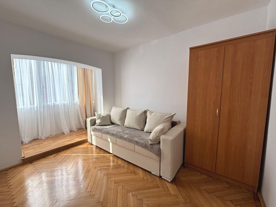 Apartament 3 camere de închiriat, etaj 1 – Sibiu, Vasile Aaron – fotografia 4 din 13