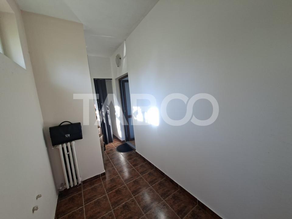 Spatiu comercial de inchiriat parter 2 camere acces din strada – fotografia 9 din 10